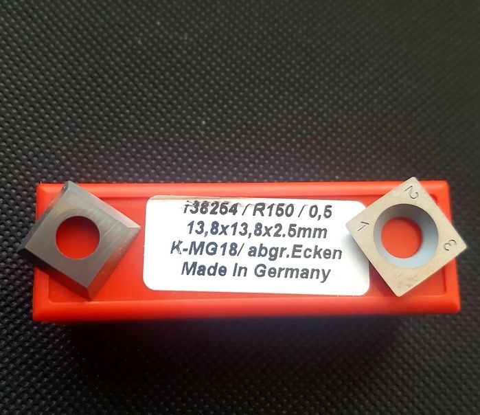 Ніж для стругального вала шейпера HW: 13,8 x13, 8x2, 5mm R=150 MG18 138254 фото