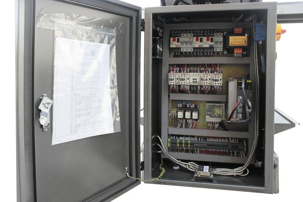 Широкоуніверсальний фрезерний верстат JET JUM-1253VHXL DRO 50000862T         фото